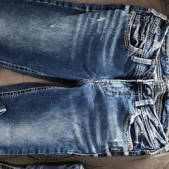 Jeans - Picture 16 of 16